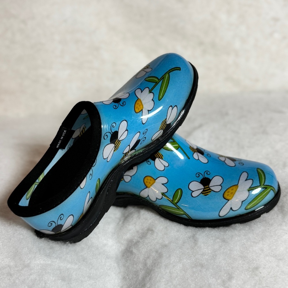 SLOGGERS Women’s GARDEN SHOE Bee Blue WATERPROOF, Size‎ 6, Made in USA